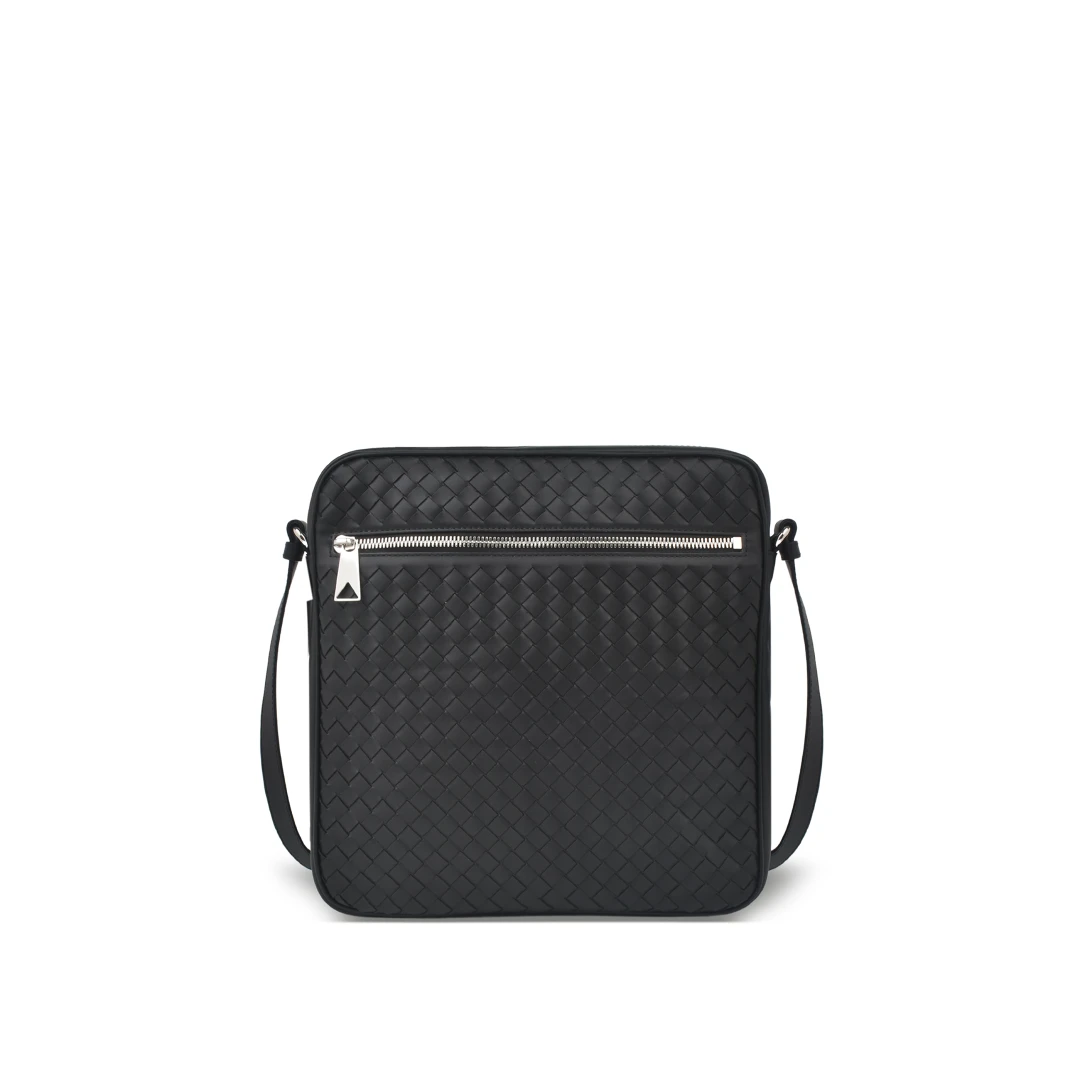 BOTTEGA VENETA Intrecciato Messenger Bag