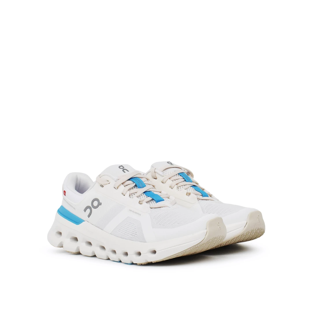 ON RUNNING Cloudrunner 2